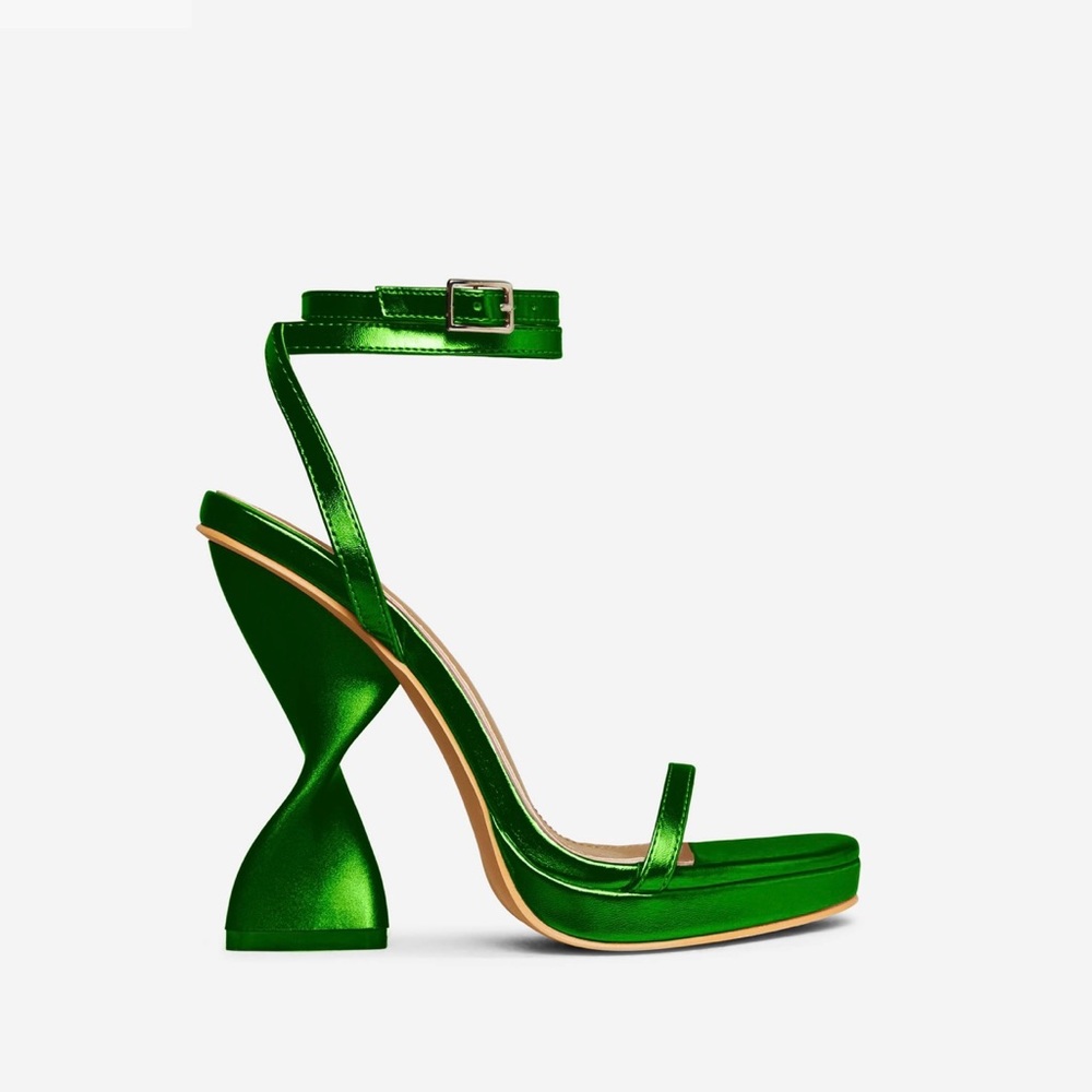 Twisted Platform Heel